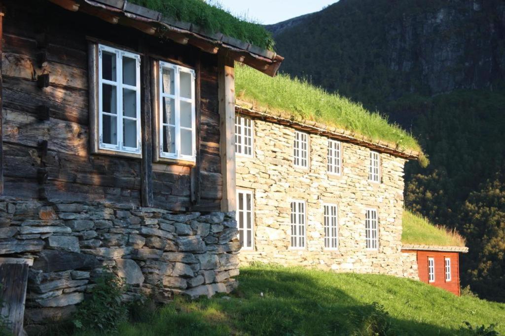Vassbakken Kro Og Camping Skjolden Exteriér fotografie