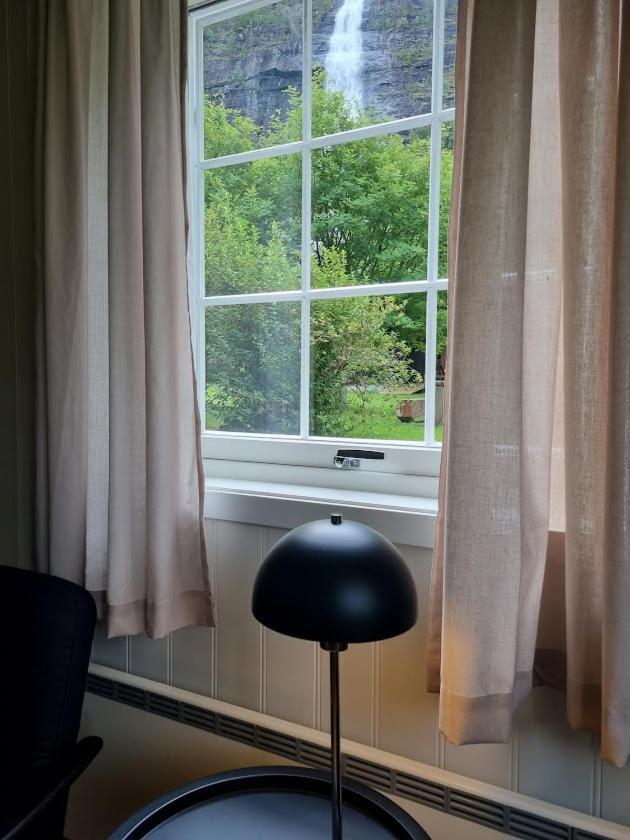 Vassbakken Kro Og Camping Skjolden Exteriér fotografie