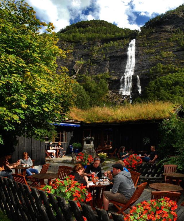 Vassbakken Kro Og Camping Skjolden Exteriér fotografie